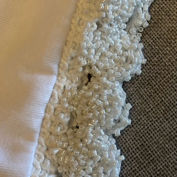 ZARA white Tshirt with pearl detail, Sz XL. - Picture 8 of 10